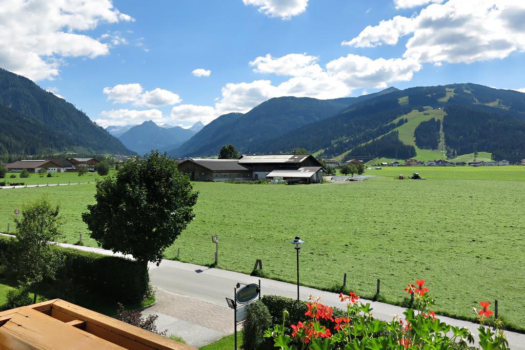 Wawies Apartments Flachau Exterior photo